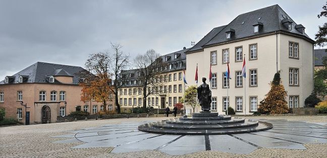 800px-Place_Clairefontaine_Luxembourg_01